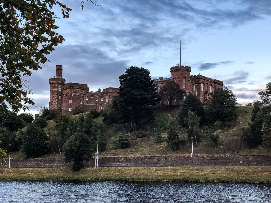 Abenteuer Schottland; Alleine durch die Highlands mit dem Zug